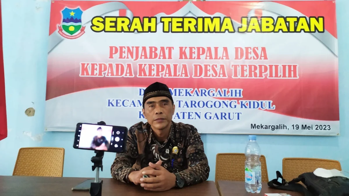 Ketua LPM Desa Mekargalih, Ustadz Buddy Oconk