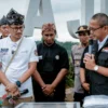 Kepala Dinas Pariwisata dan Kebudayaan Jabar Benny Bachtiar mendampingi Menteri Pariwisata dan Ekonomi Kreatif (Menparkraf) Sandiaga Uno berkunjung ke sejumlah desa wisata unggulan di Jabar yang meraih ADWI 2023.