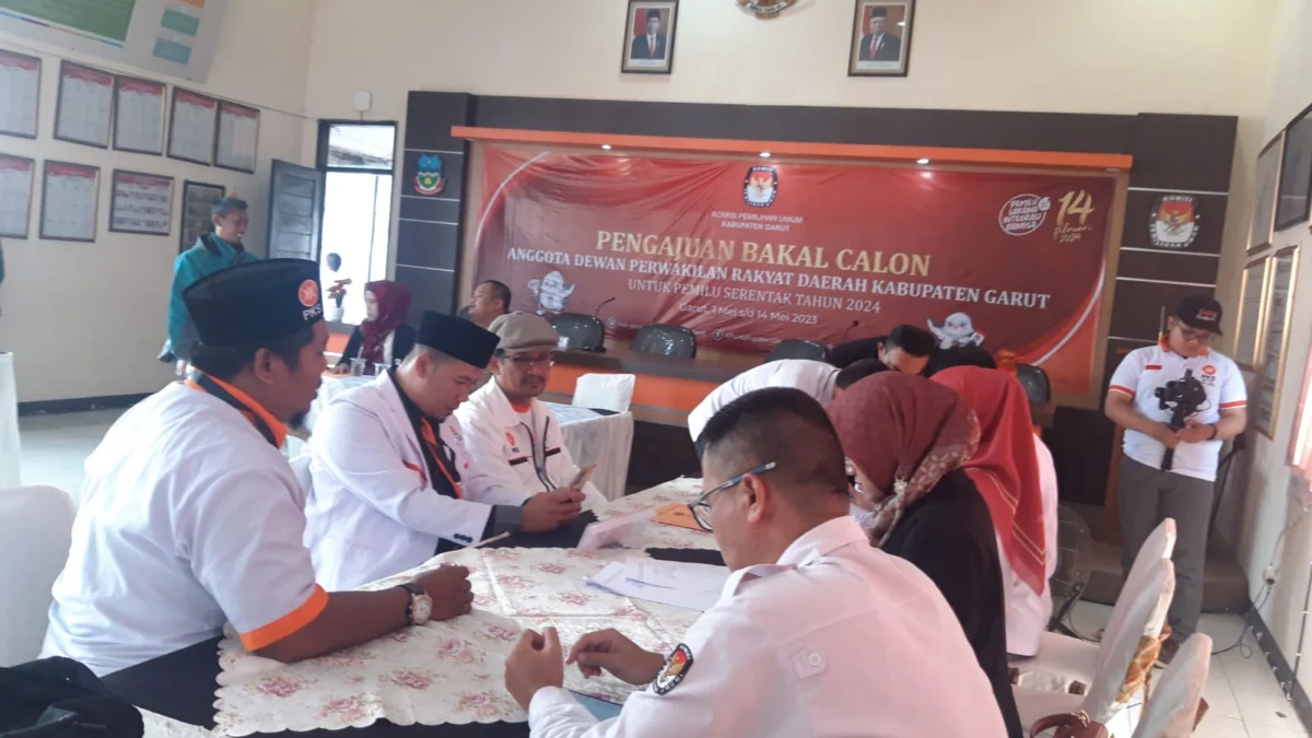 PKS Partai Pertama Yang Daftar Bacaleg ke KPUD Garut