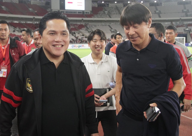 Erick Thohir (Kiri) dan Shin Tae-yong kanan--pssi (ist)