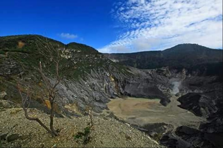 Tempat Wisata Tangkuban Perahu Cocok Liburan Para Remaja Zaman Sekarang