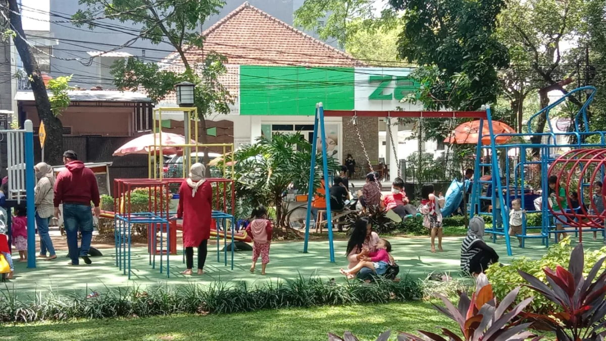 Disparbud Catat 500 Ribu Orang Kunjungi Wisata di Jabar Selama Libur Lebaran 2023 / Sandi Nugraha