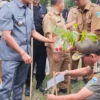 Pemkab Garut Gunakan Campuran Plastik untuk Aspal Hotmix, Wabup AJak Masyarakat Kurangi Penggunaan Plastik