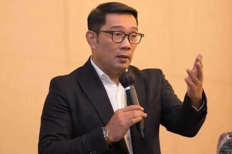 Gubernur Jabar Ridwan Kamil