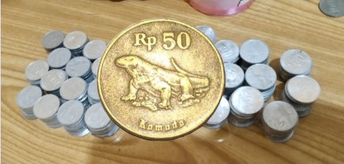 Koin kuno 50 rupiah gambar Komodo siap dijual