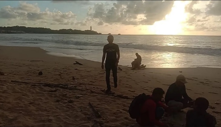 pantai Santolo salah satu pantai di Garut yang sering dikunjungi wisatawan