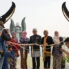 Bangunan Ikonik di Sumedang, Masjid Al Kamil Dan Menara Kujang Sapasang Diresmikan