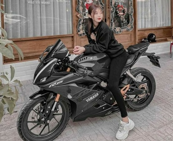 Cara Memilih Motor yang Sesuai dengan Gaya Hidup Wanita Modern