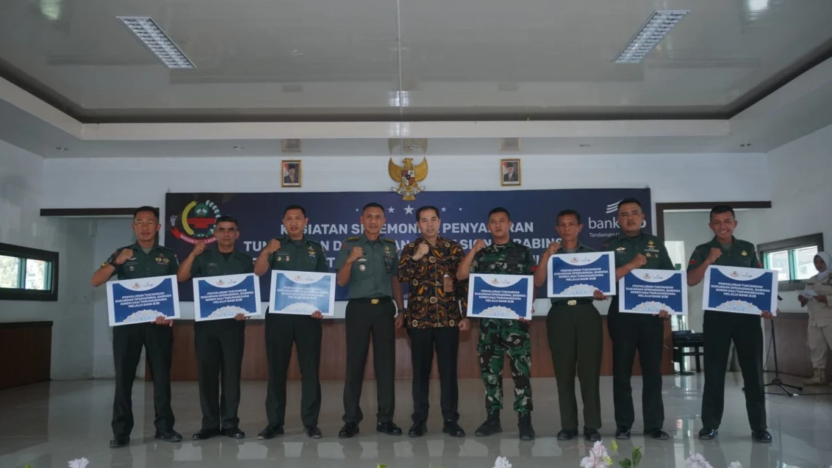 bank bjb menyalurkan tunjangan operasional kepada anggota Babinsa Korem 062/Tarumanegara,