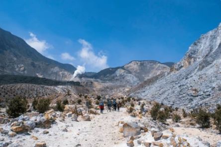 Objek Wisata Di Kabupaten Garut, 3 Objek Wisata Garut Ini Wajib Di Kunjungi