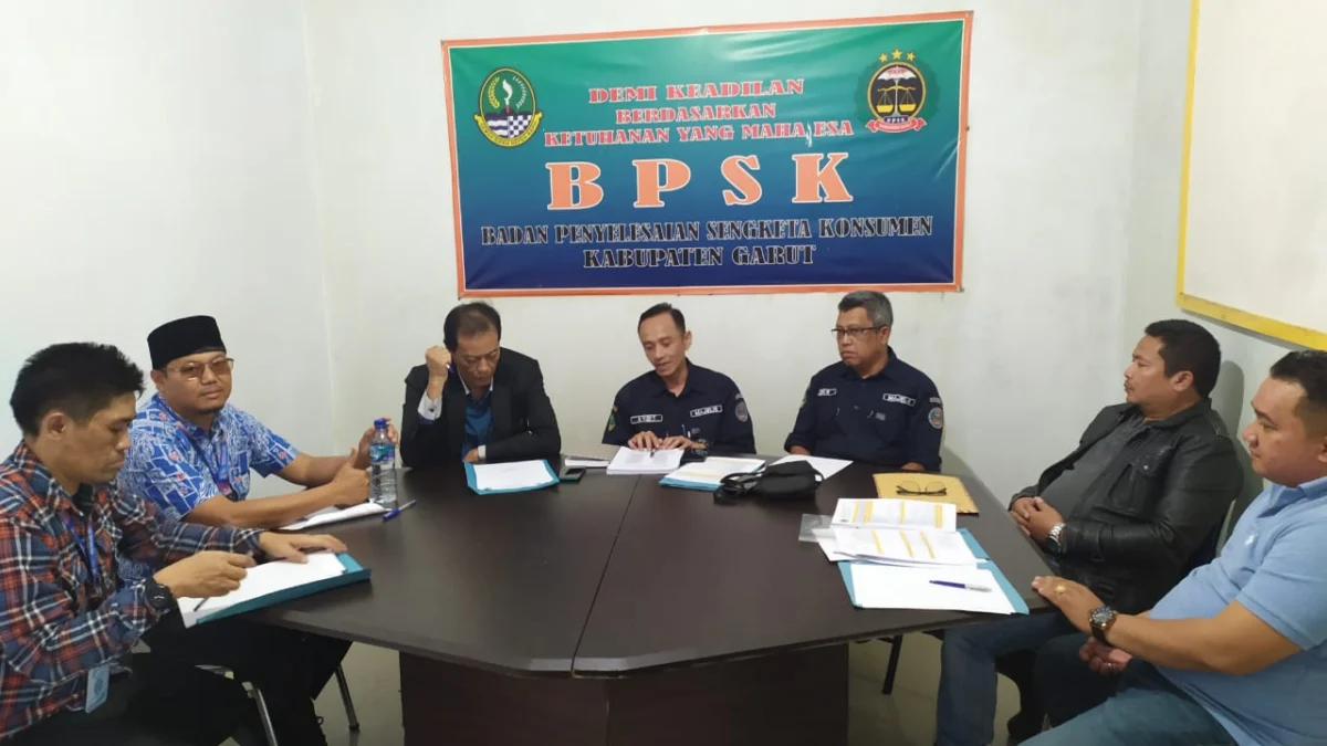 Digugat konsumen, PDAM mengikuti sidang di BPSK Garut