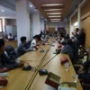 audiensi di gedung DPRD Garut antara Pemilik Resto & Cafe Rama Shinta dengan Masyarakat Garut Anti Maksiat (Magma) dan DPRD Garut