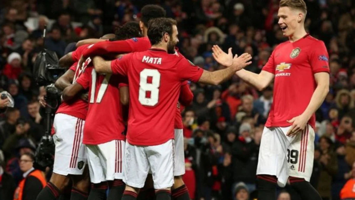 Manchester United Harus Melakukan Bedah Jantung