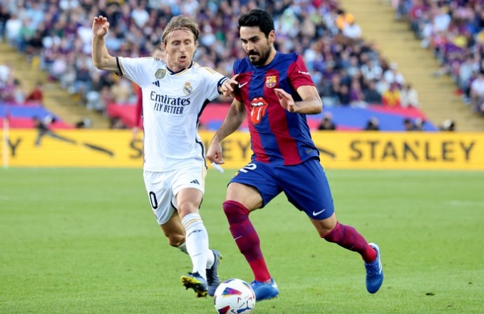 Barcelona Kalah 2-1 atas Real Madrid, Jude Bellingham Menjadi Mimpi Buruk Barca