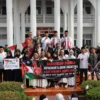 SMKN 1 Garut Bela Palestina dengan Doa Bersama dan Donasi