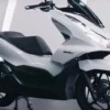 Keunggulan Honda PCX 175CC, Menjelajah Kesenangan Berkendara dengan Elegansi