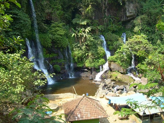 Surga Tersembunyi, Keindahan Alam Garut yang Memukau