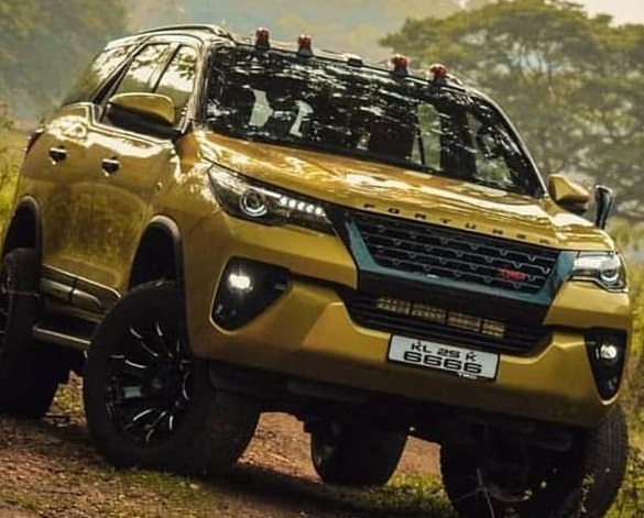 Eksplorasi Gaya Berkendara Off-Road dengan Toyota Fortuner