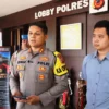 Kapolres Purwakarta, AKBP Edwar Zulkarnain memberikan keterangan kepada awak media terkait kasus pencabulan yang dilakukan oknum guru ngaji kepada muridnya