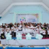 Paragon Corp foto bersama dengan anak-anak berkebutuhan khusus dalam Festival Anak Hebat di Gedung KNPI Garut