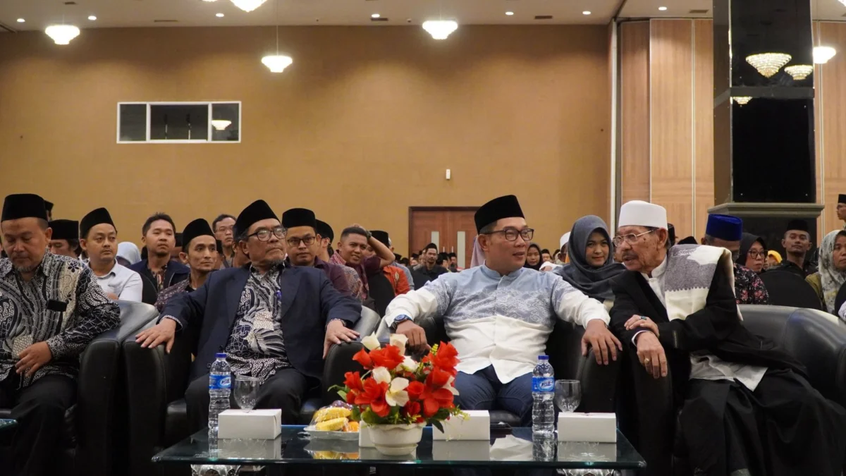 Ribuan Pesantren, Kyai, Tokoh Agama di Jawa Barat ikut Ridwan Kamil dukung Prabowo Gibran di Pilpres 2024