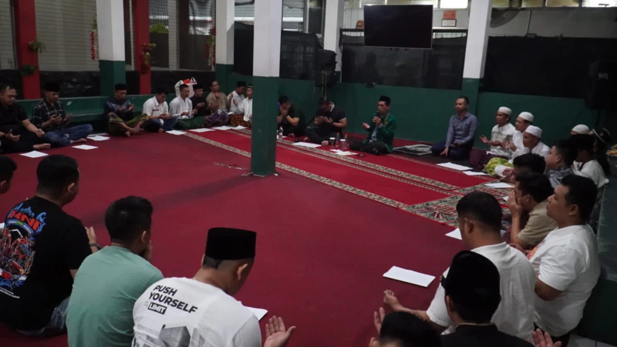 Bersama Pegawai, Warga Binaan Rutan Garut Doakan Korban Tabrakan Kereta