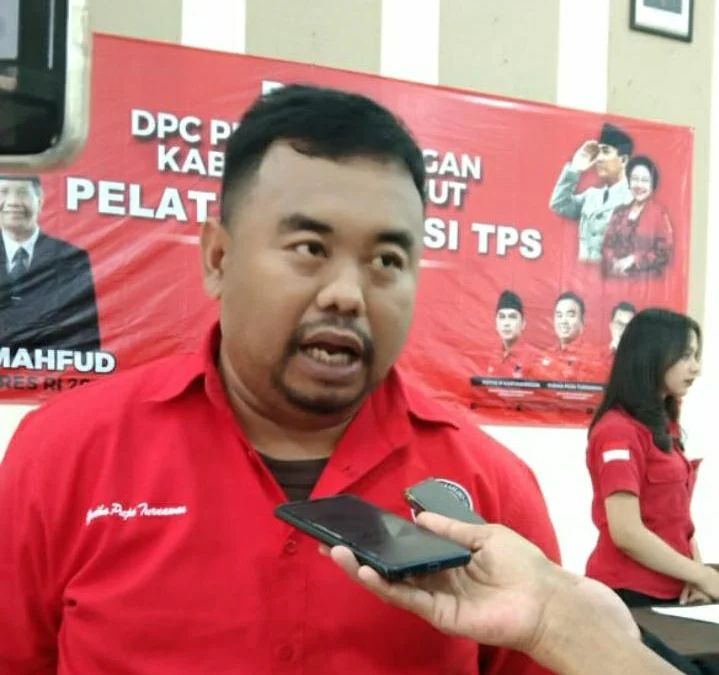 Yudha Puja Turnawan, Ketua DPC PDI Perjuangan Garut