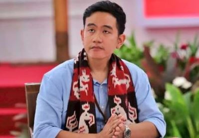 Begini Respons Gibran Soal Jokowi Makan Bakso Bareng Prabowo