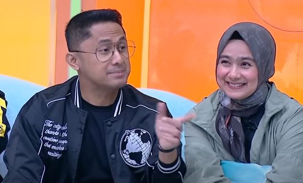 Berawal dari Pinjam Charger, Begini Kisah Cinta Hengky Kurniawan dan Sonya Fatmala