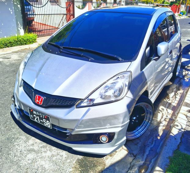 Spesifikasi Dari Mobil Honda Jazz 2012 Dengan Interior Mewah