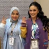 Netizen Salfok Tangan Aurel dan Krisdayanti, Mereka Tetap Kompak Meski Beda Pilihan Capres