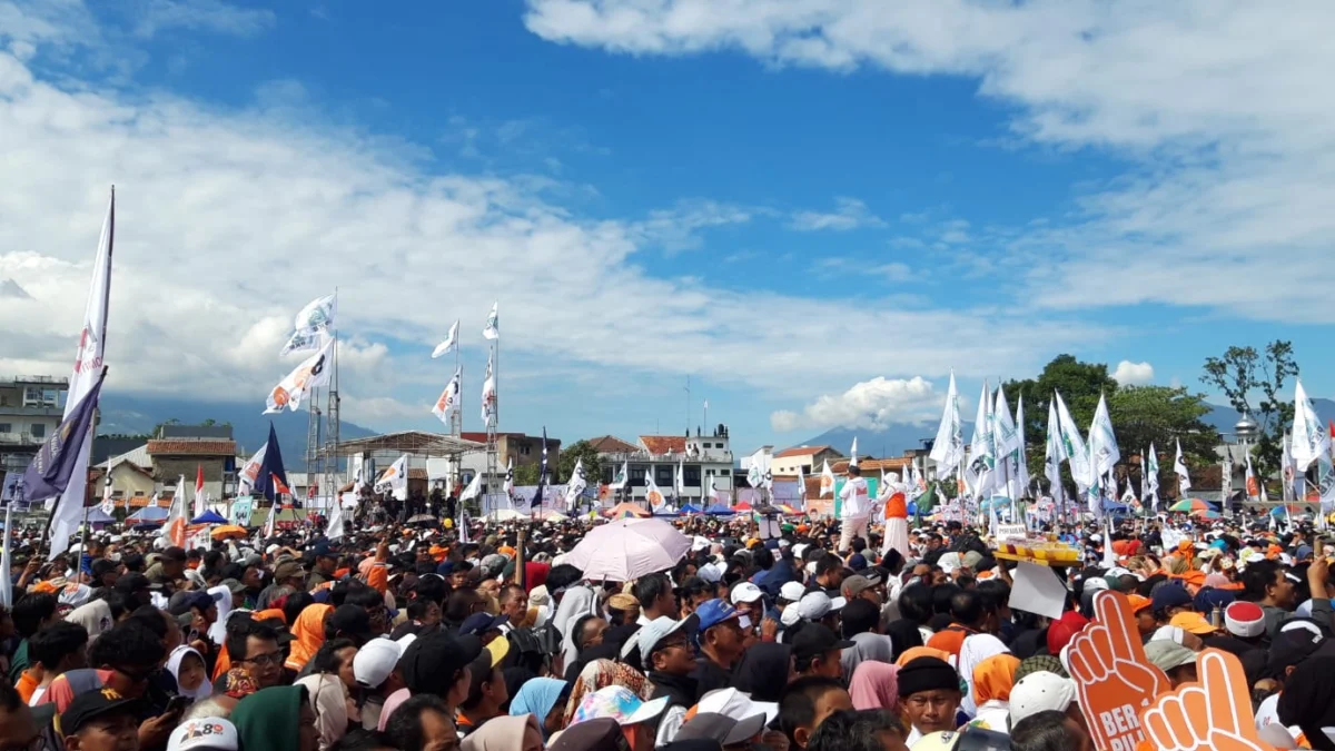 Datang ke Garut, Anies Baswedan Janjikan Beras Murah, Pekerjaan Mudah, Pendidikan Murah dan Loker Mudah