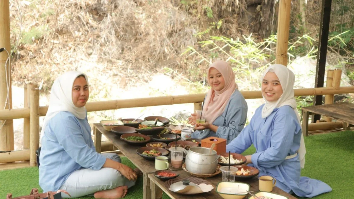 D\'Leuwi Camp & Resto