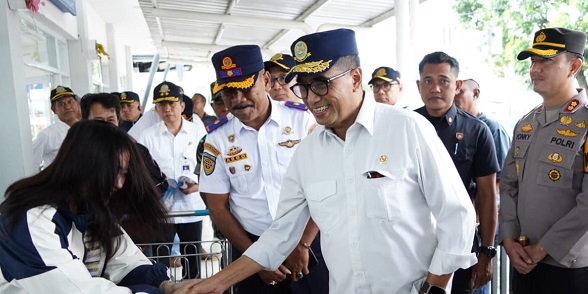 Menhub RI Budi Karya Sumadi Melakukan Kunjungan Kerja ke Terminal Guntur Garut