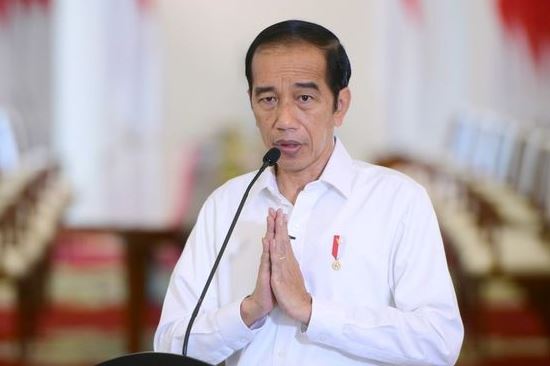 Begini Alasan Jokowi Bagi-bagi Bansos Jelang Pemilu 2024