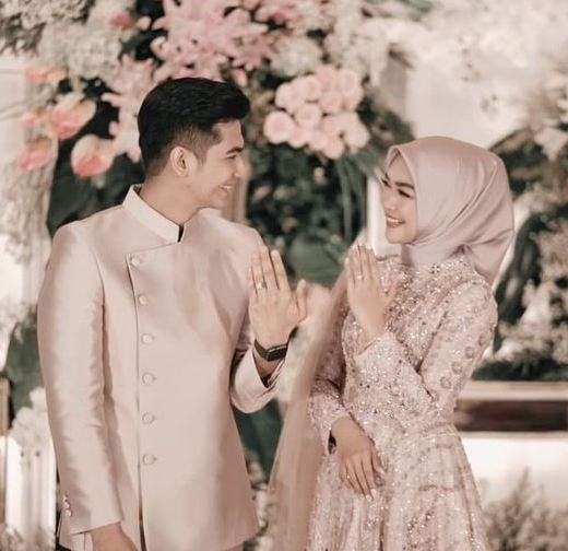 Tak Persoalkan Nafkah, Beginilah Perjanjian Pra Nikah Teuku Ryan dan Ria Ricis