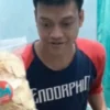 Viral! Kisah Perjalanan Kurnia Meiga Hermansyah Mantan Kiper Timnas Kini Jualan Rengginang di Tiktok