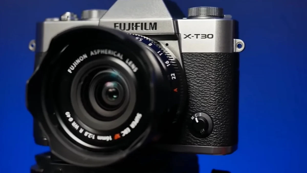 Bikin Lo Makin Ganteng! Ini Harga dan Spesifikasi Kamera Fujifilm X100VI Indonesia