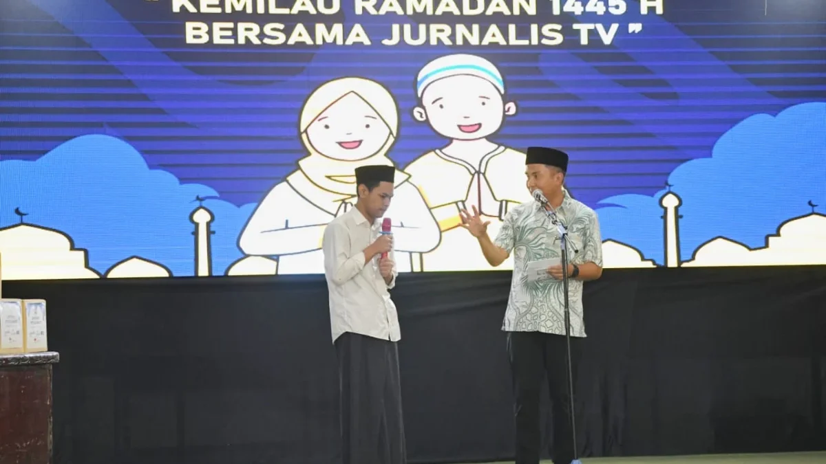 Memberikan Sambutan pada acara Jurnalis Santri 2024, dengan tema Kemilau Ramadhan Bersama Jurnalis TV