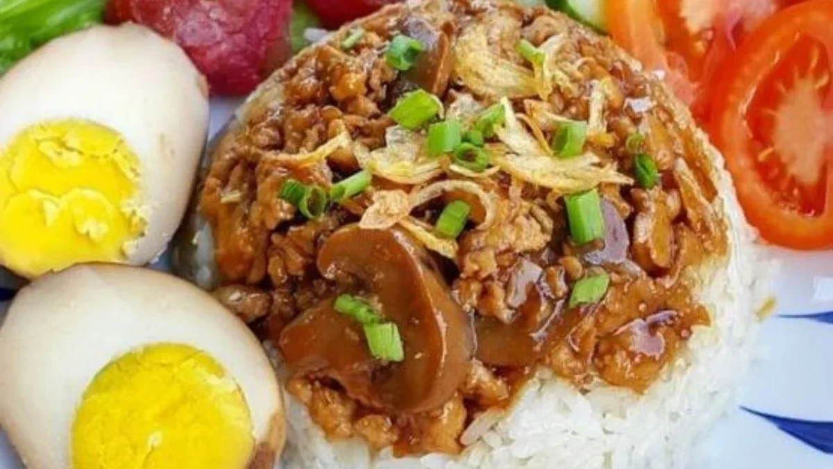 Bikin Buka Puasa Makin Nikmat, Inilah Resep Nasi Tim Ayam Jamur