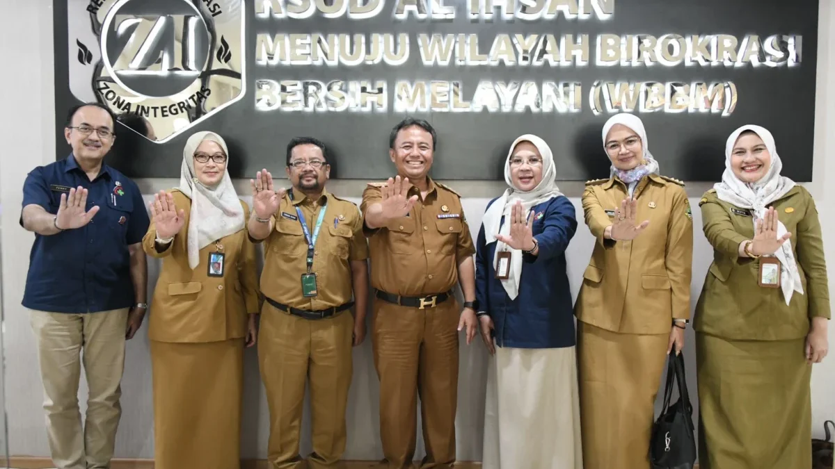 Sekda Provinsi Jawa Barat Herman Suryatman memimpin rapat konsolidasi dengan jajaran RSUD Al-Ihsan Jabar terka