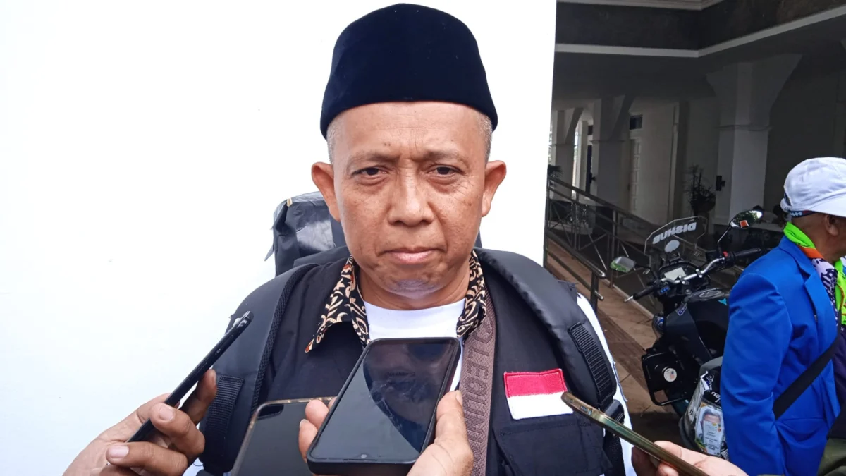 Ketua kloter 1 jemaah haji asal Kabupaten Garut, Cecep Ruhimat.