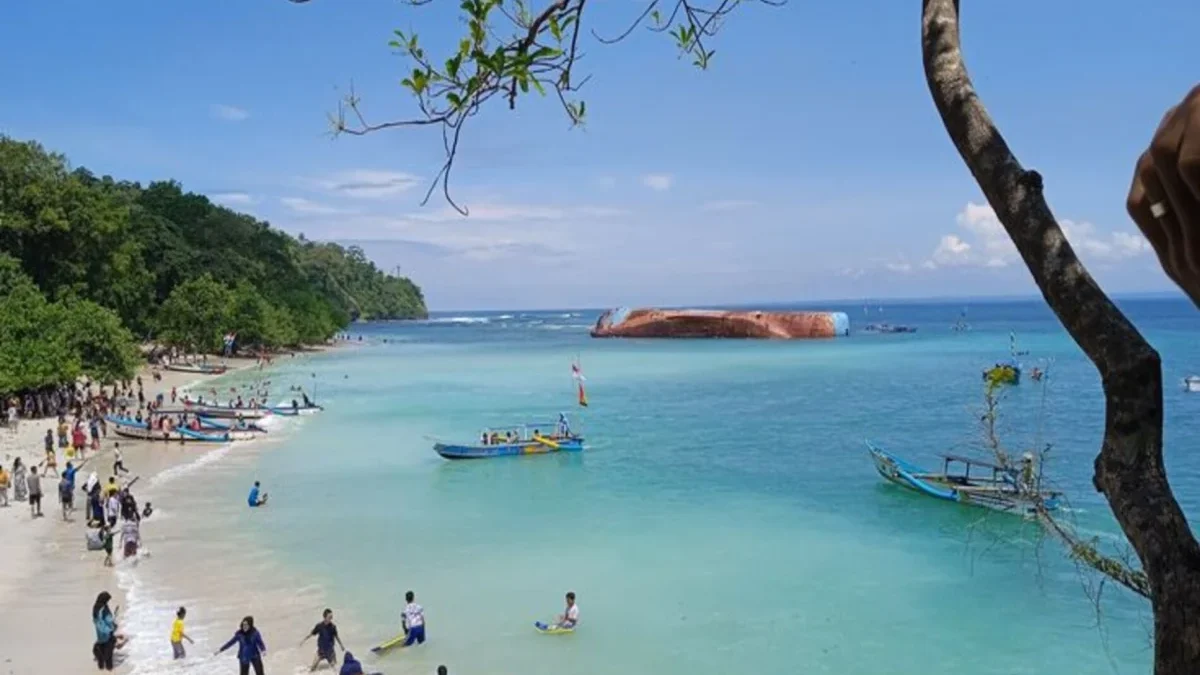 Ini Surga Tropis di Garut! Keindahan Tak Tertandingi di Pantai Santolo dan Pantai Cijeruk Sancang