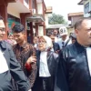 Tim Kuasa Hukum Saka Tatal usai menjalani sidang PK di PN Kota Cirebon.-Dedi Haryadi-radarcirebon.com