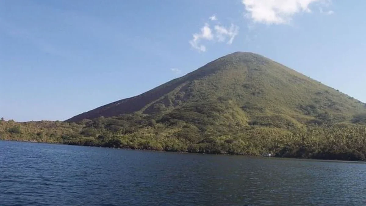 Keindahan Kepulauan Banda, Wisata Terbaru 2024 Gunung Berapi Banda