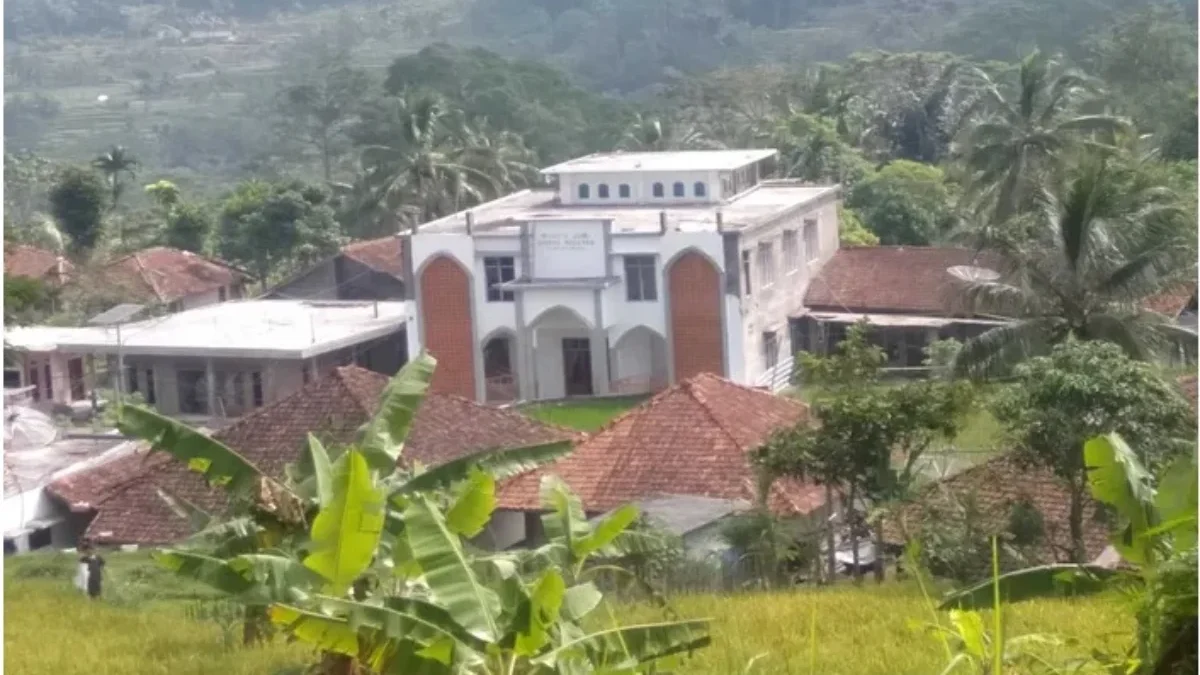 Masjid Jami Nurul Hidayah Cihurip