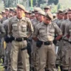 Bangunan Liar di Jalan Raya Bandung-Garut Kembali di Tertibkan Oleh Satpol PP Kabupaten Sumedang