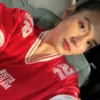 Potret Raisa Memakai Jersey Timnas Bikin Netizen Salfok