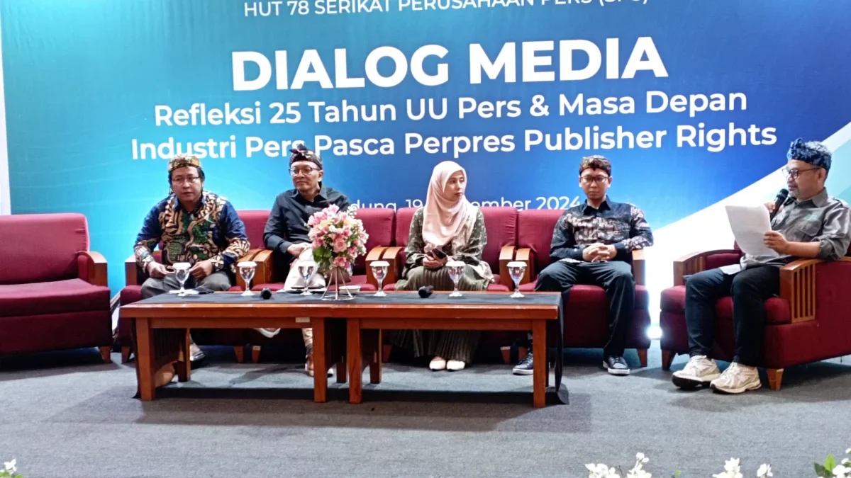 Dialog media yang digelar oleh SPS