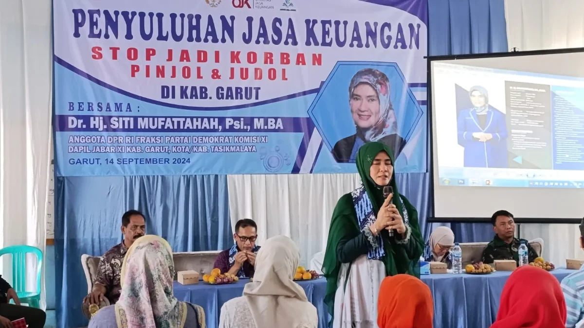 Siti Mufattahah Anggota DPR RI Komisi XI, berikan penyuluhan tentang bahaya judol dan pinjol